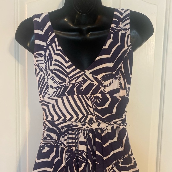 “LILLY PULITZER” Sloan Jersey Maxi Dress in Cabana - Picture 11 of 16